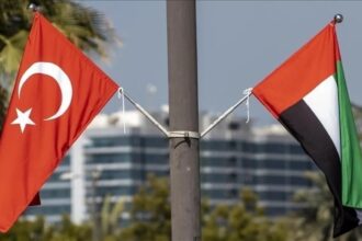 بعثة الإمارات في أنقرة تدعو مواطنيها للحذر