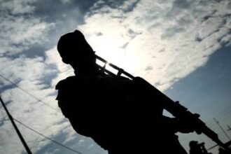 اندلاع اشتباكات بين الحشد الشعبي العراقي وعناصر مسلحة على الحدود السورية