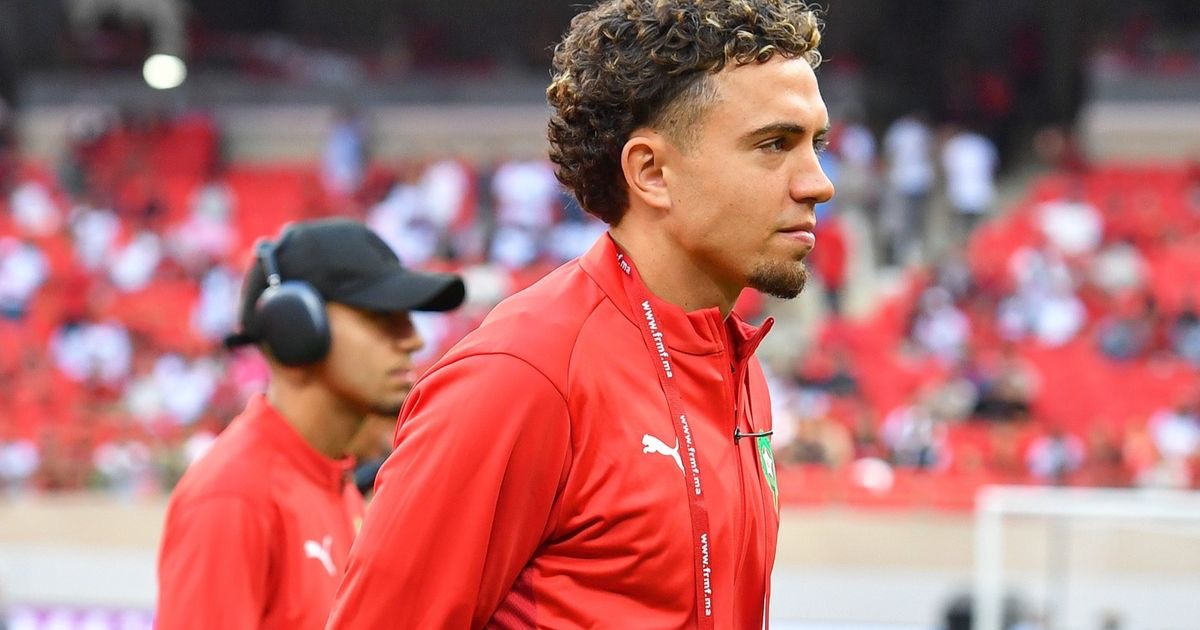 وليد الركراكي يدفع بنائل العيناوي أساسياً أمام النيجر لتصفيات كأس العالم 2026