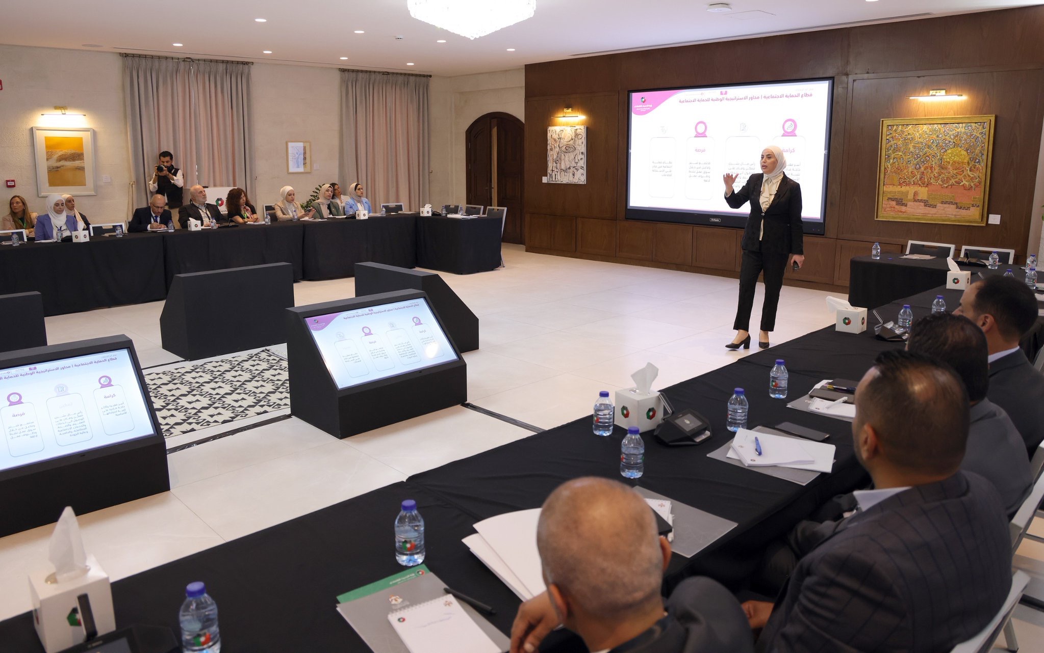 وفاء بني مصطفى تستعرض أولويات قطاع تمكين المرأة في البرنامج التنفيذي الثاني لرؤية التحديث الاقتصادي