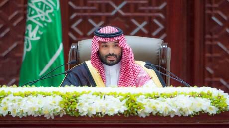 ولي العهد السعودي يؤكد دعم المملكة الكامل لقطر