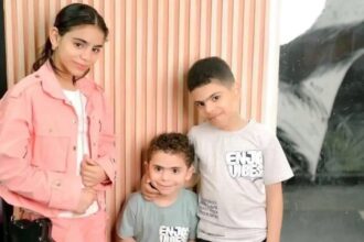 أب يقتل أطفاله الثلاثة ويطعن زوجته في جريمة مروعة بالدقهلية