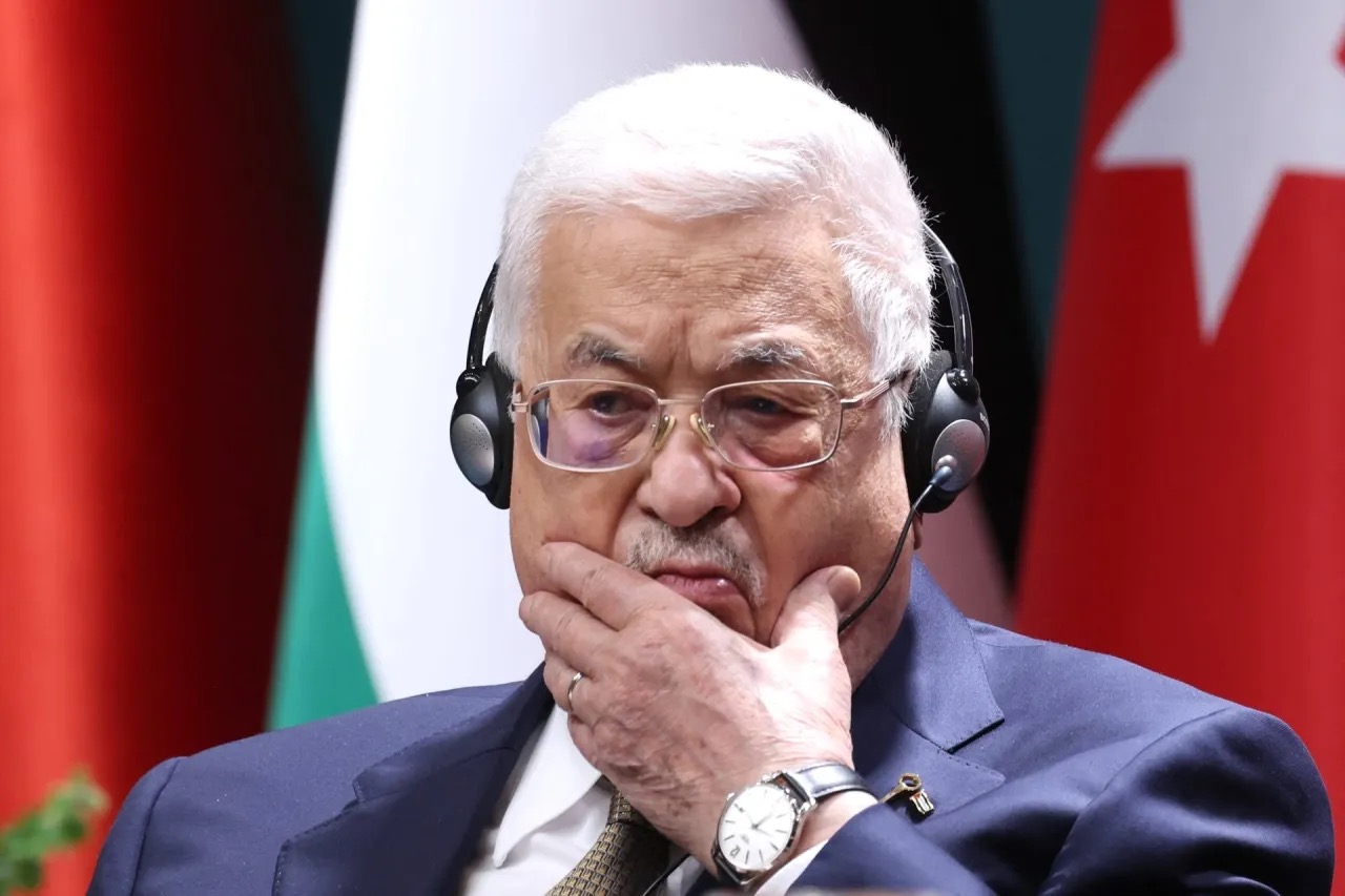 عباس : الحرب على شعبنا يجب أن تتوقف فوراً