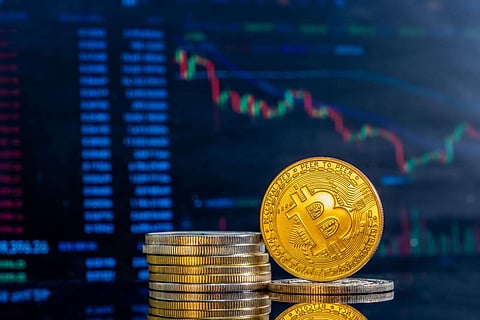 سولانا تحافظ على زخمها رغم تراجع طفيف بالسعر