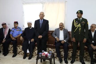 مندوبا عن الملك وولي العهد. العيسوي يعزي عشيرتي العكور والتميمي