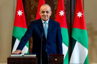 وزير السياحة يوقف العمل بمصفوفة المخالفات
