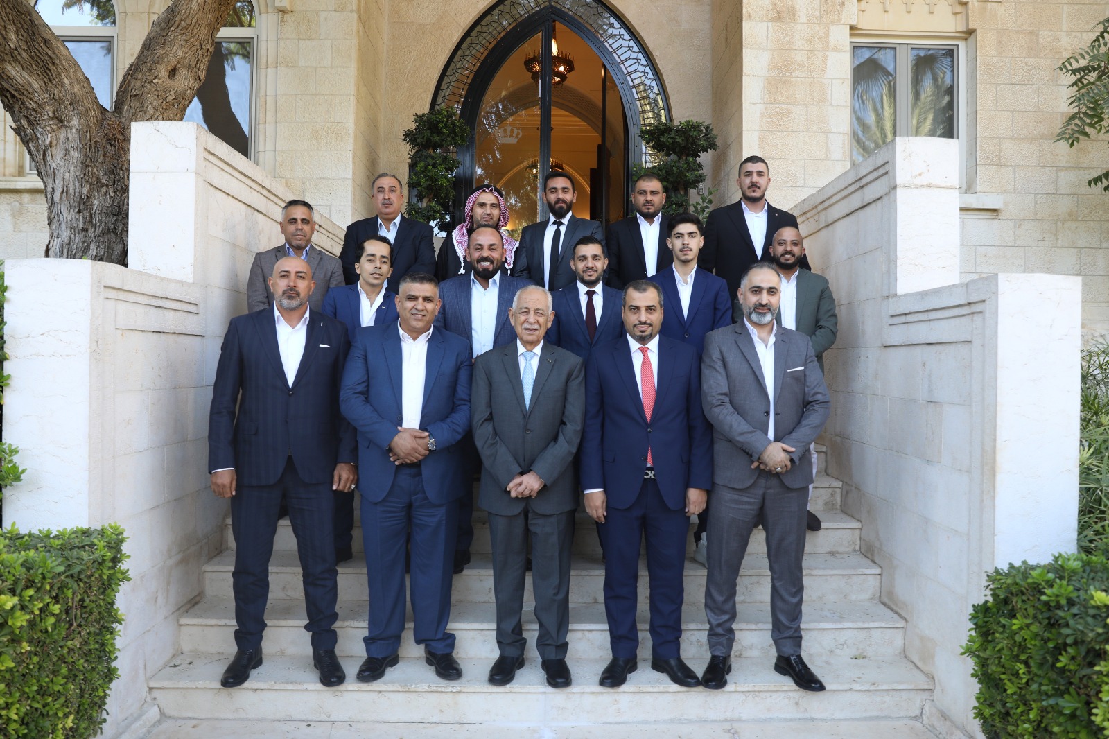 العيسوي: الأردن بقيادة الملك ماضٍ في مسيرة التحديث وثابت في دفاعه عن مصالحه العليا وقضايا أمته