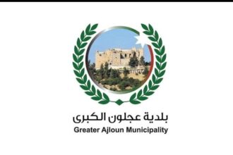 بلدية عجلون الكبرى تفتتح طرقاً جديدة وتوسع طريق المقبرة لخدمة المواطنين