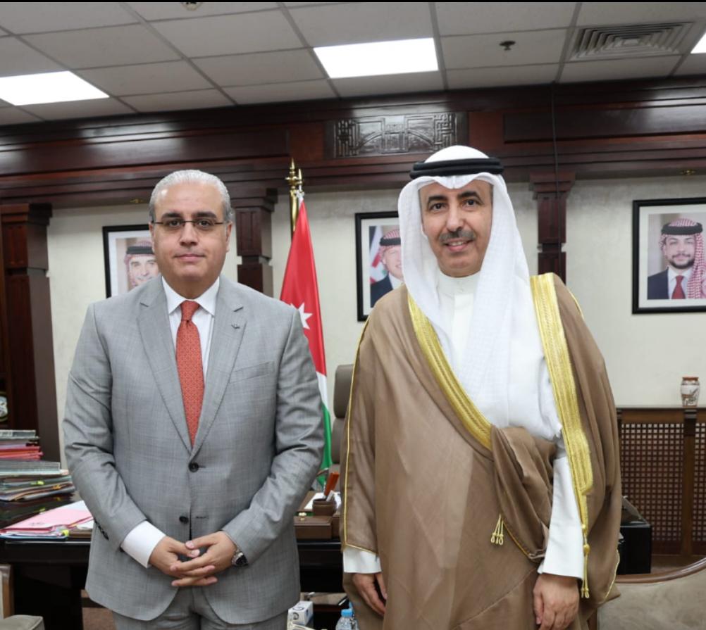 خلال لقاء "سفراء الكويت والبحرين".. البدور: تفعيل مكاتب استقبال المرضى وعمل شراكات مع مصانع الادوية الأردنية