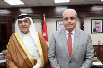 خلال لقاء "سفراء الكويت والبحرين".. البدور: تفعيل مكاتب استقبال المرضى وعمل شراكات مع مصانع الادوية الأردنية