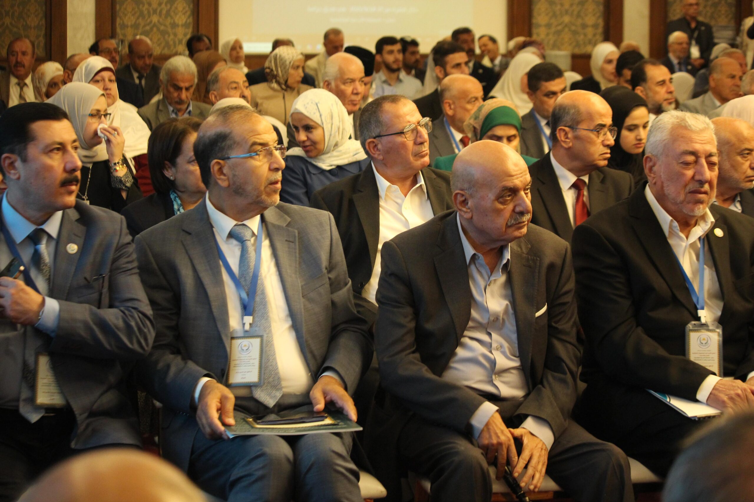 الأسر العربية تواجه محاولات للتدمير"صور"