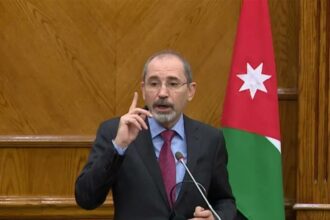 الصفدي: الأردن ملتزم بدعم إعادة إعمار سوريا وحماية وحدتها