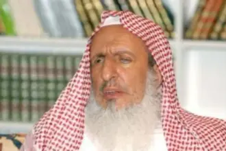 ولي العهد السعودي يطلق اسم الشيخ عبدالعزيز آل الشيخ على شارع رئيسي بالرياض