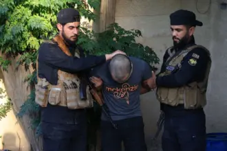 الداخلية السورية: ضبط خلية تابعة لـ"حزب الله" بريف دمشق