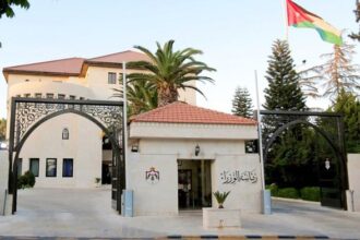 مجلس الوزراء يقر مشاريع تشريعية وتنظيمية متعددة لتعزيز خدمة العلم وتحديث القطاع العام