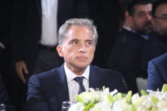 أكثر من ألف قرار حكومي خلال عام