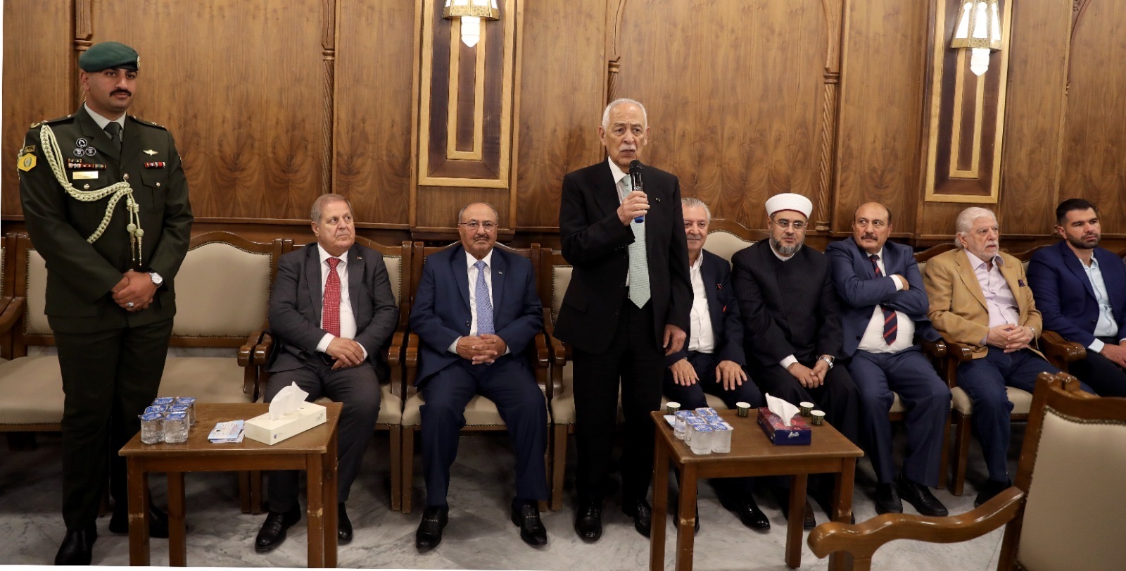 مندوبا عن الملك وولي العهد… العيسوي يعزي آل الخضري