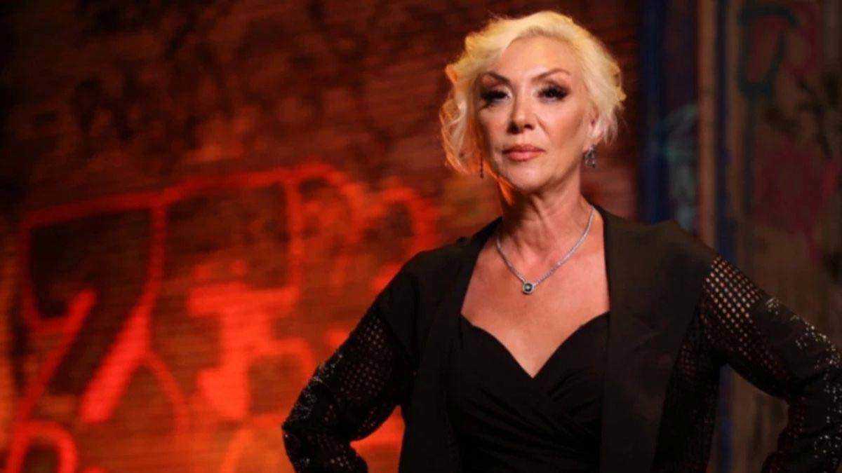 صورة حول : جدل جديد حول وفاة المغنية التركية غللو واتّهامات لابنتها جدل جديد حول وفاة المغنية التركية غللو واتّهامات لابنتها