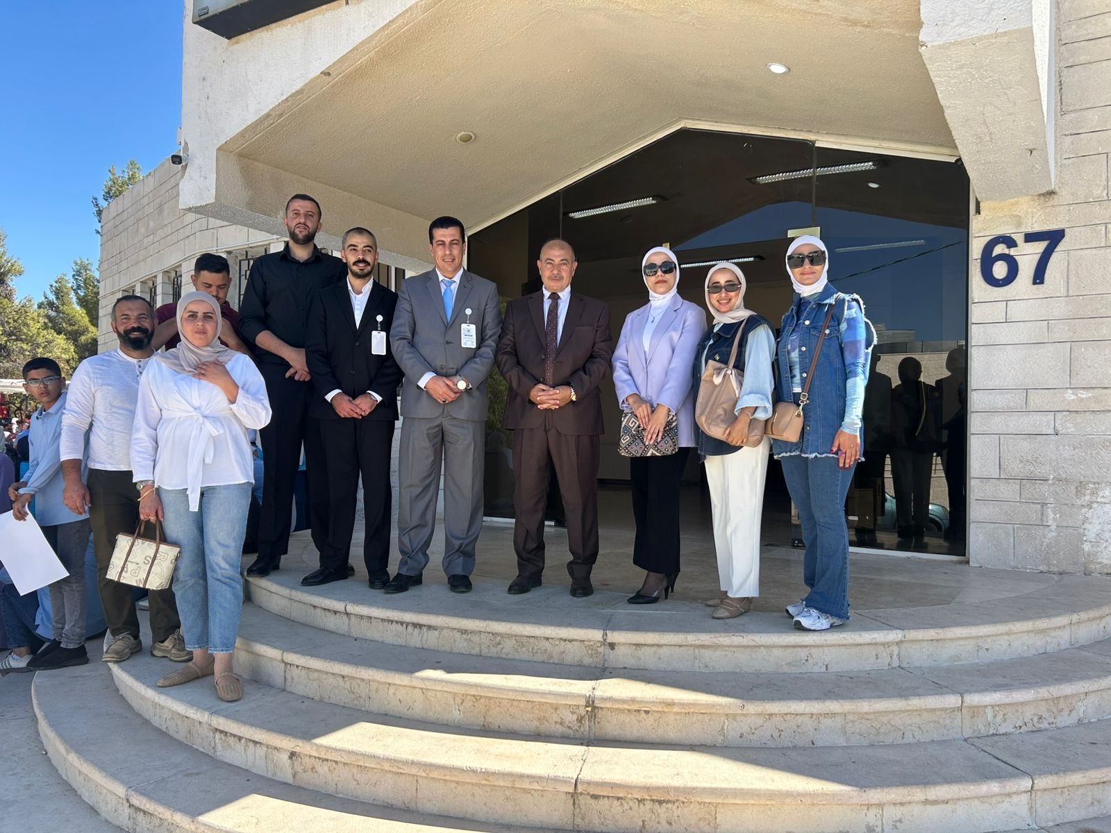 صورة حول : عجلون: مجلس شباب المحافظة يشارك في مبادرة “سلامة مدينتي أولاً” عجلون: مجلس شباب المحافظة يشارك في مبادرة “سلامة مدينتي أولاً”