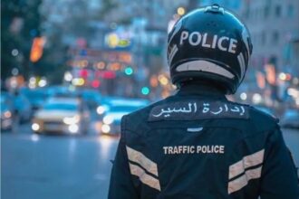 هام للأردنيين… استخدام الشاشة أثناء القيادة يكلّفك 50 دينارًا