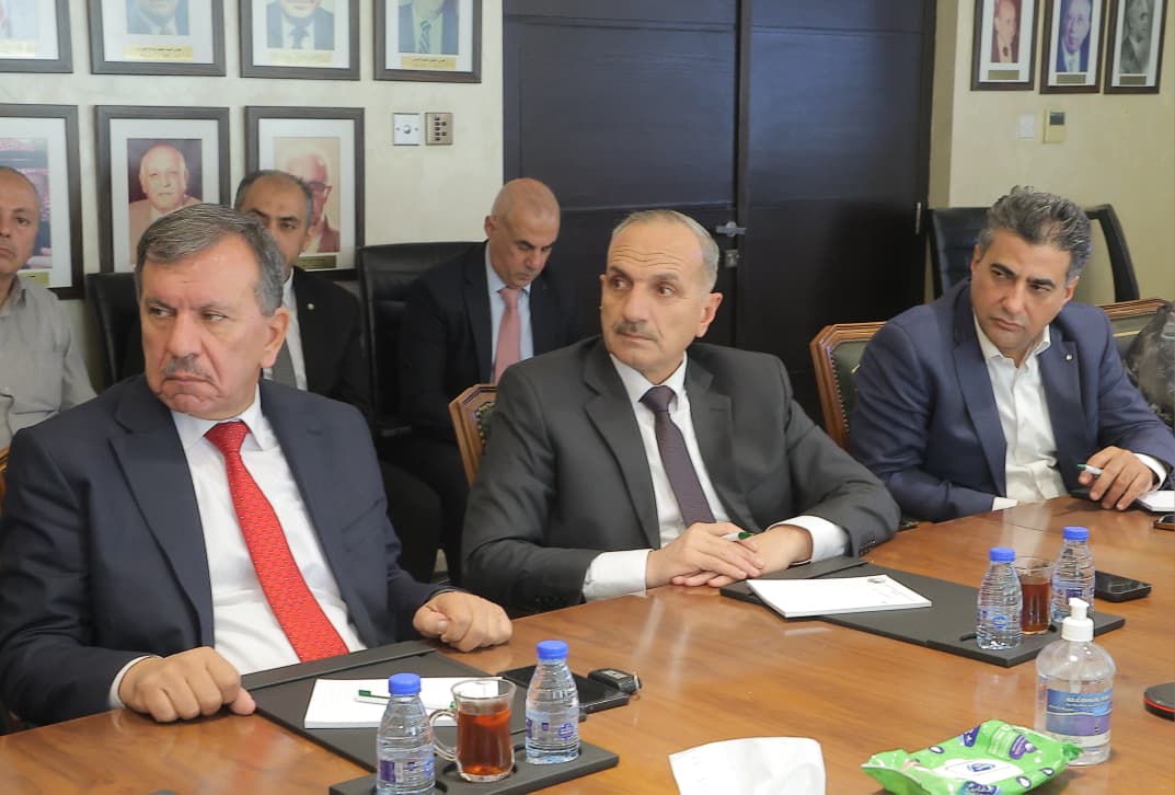 حزب الميثاق يشيد بإنجازات شركة الفوسفات