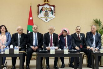 صورة حول : العيسوي: الأردن يمضي في "معركة التحديث" لترسيخ دولة الشفافية وكفاءة المؤسسات العيسوي: الأردن يمضي في "معركة التحديث" لترسيخ دولة الشفافية وكفاءة المؤسسات
