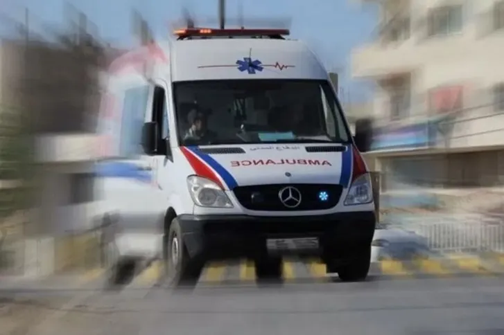 عاجل | حادث سير بين 3 مركبات في عمان
