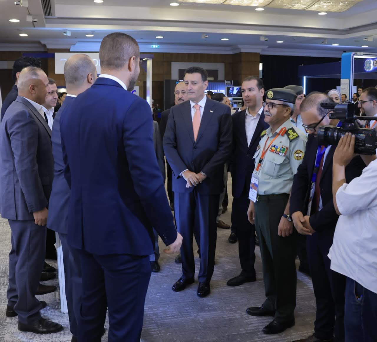 الصفدي يرعى مؤتمراً طبيا