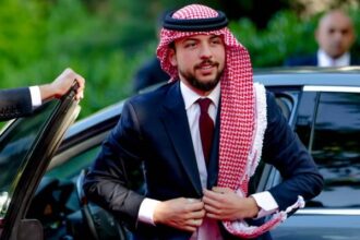 عاجل | ولي العهد يبدأ زيارة رسمية إلى فرنسا تليها عمل إلى بريطانيا