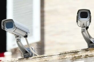 كاميرات جديدة تراقب كل مخالفة تلقائياً من الحزام إلى السرعة