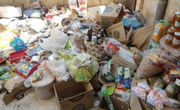 عاجل | إتلاف 2 طن عطور و5 أطنان مواد غذائية منتهية الصلاحية في مادبا