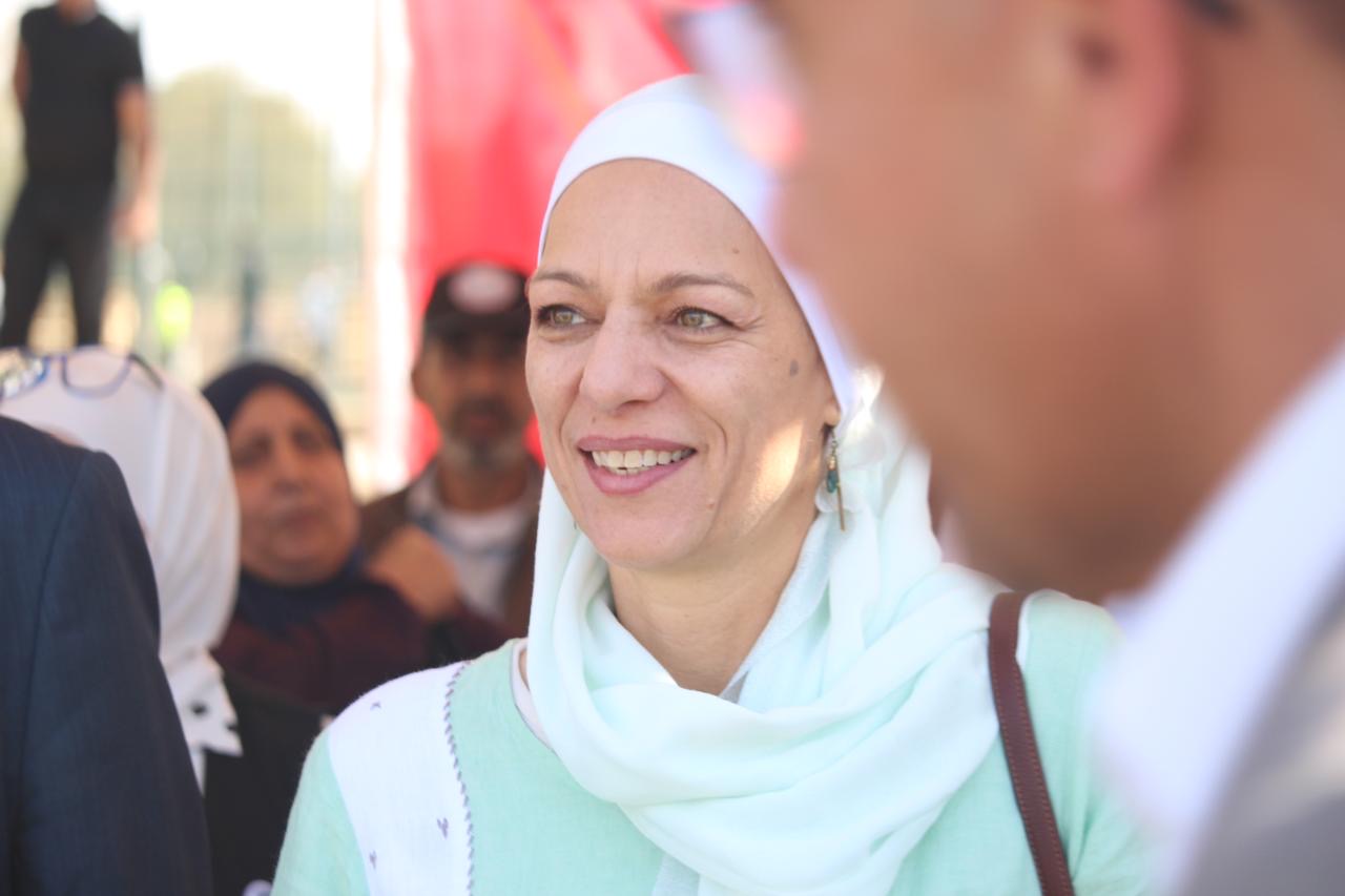 الأميرة بسمة بنت علي تفتتح بازار المزارع في حدائق الملك عبدالله الثاني .. فيديو وصور