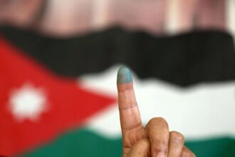 قادة الرأي يختارون تعيين رؤساء البلديات بدل الانتخابات