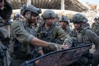 إسرائيل تشن 3 غارات على رفح وسط اتهامات لحماس بخرق الاتفاق