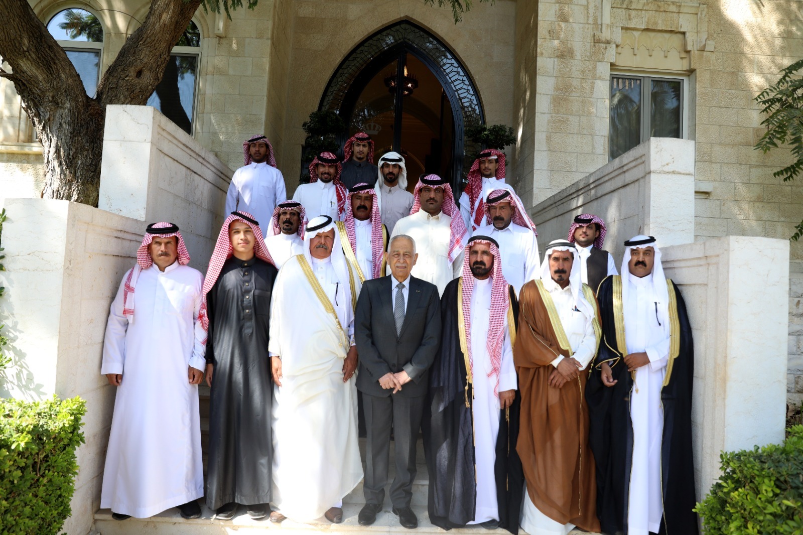 العيسوي: الأردن بقيادة الملك يمضي بثقة في مشروع وطني يعلي قيمة الإنسان ويصون كرامته