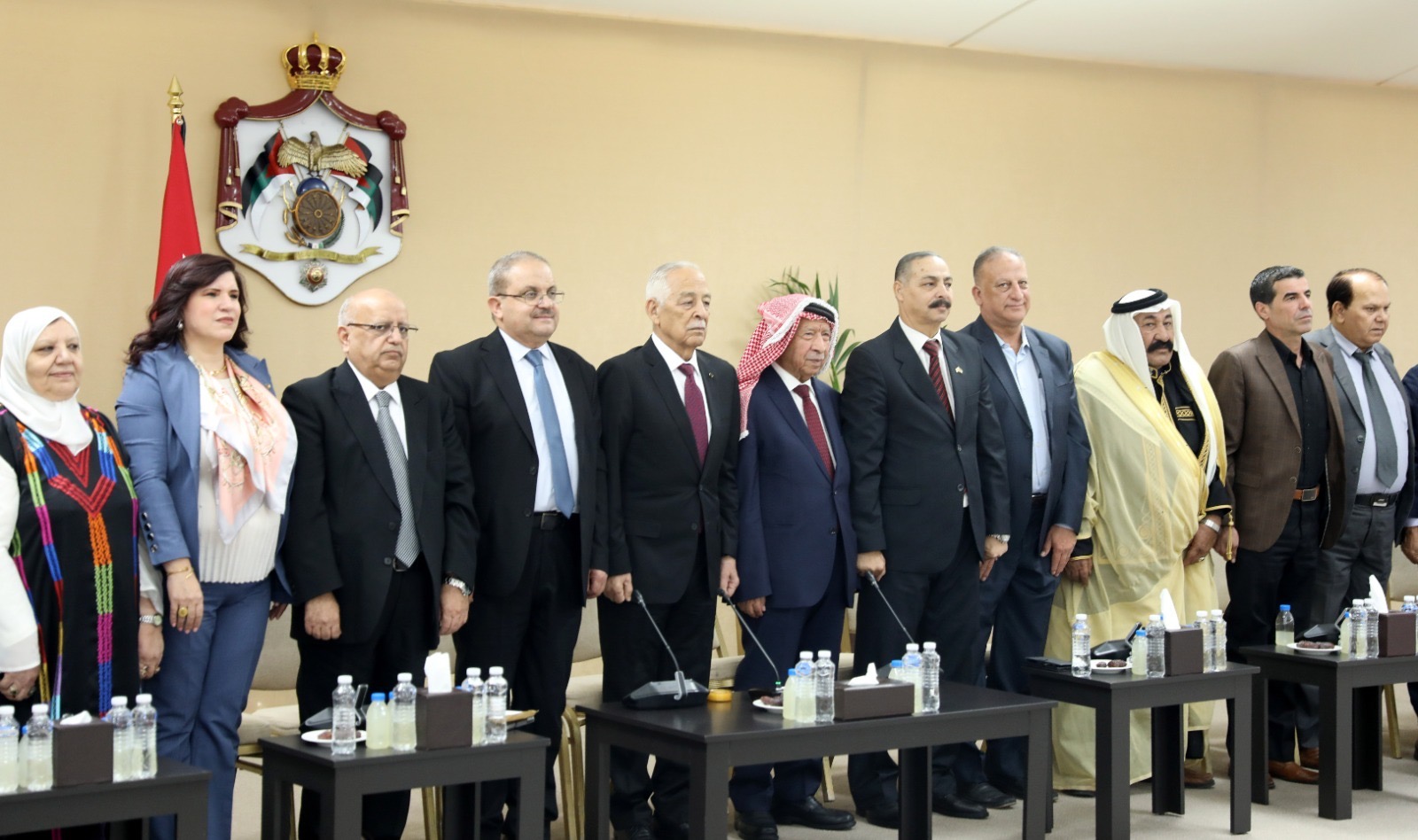 صورة حول : العيسوي: الأردن يمضي في "معركة التحديث" لترسيخ دولة الشفافية وكفاءة المؤسسات العيسوي: الأردن يمضي في "معركة التحديث" لترسيخ دولة الشفافية وكفاءة المؤسسات