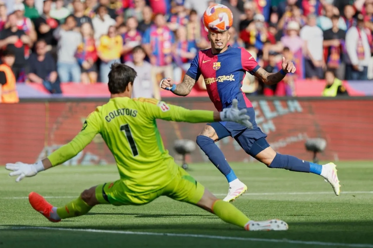 صورة حول : برشلونة يخوض قمة ريال مدريد بدون رافينيا وسط أزمة إصابات واسعة برشلونة يخوض قمة ريال مدريد بدون رافينيا وسط أزمة إصابات واسعة