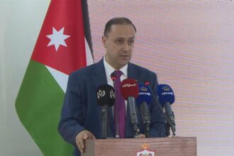 صورة حول : المومني: 800 ألف دينار لمراكز خدمات حكومية شمال وغرب عمان المومني: 800 ألف دينار لمراكز خدمات حكومية شمال وغرب عمان