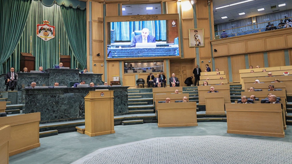 صورة حول : القاضي يدعو النواب للاجتماع الاثنين لمناقشة الرد على خطاب العرش القاضي يدعو النواب للاجتماع الاثنين لمناقشة الرد على خطاب العرش