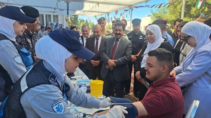 صورة حول : عجلون: مجلس شباب المحافظة يشارك في مبادرة “سلامة مدينتي أولاً” عجلون: مجلس شباب المحافظة يشارك في مبادرة “سلامة مدينتي أولاً”