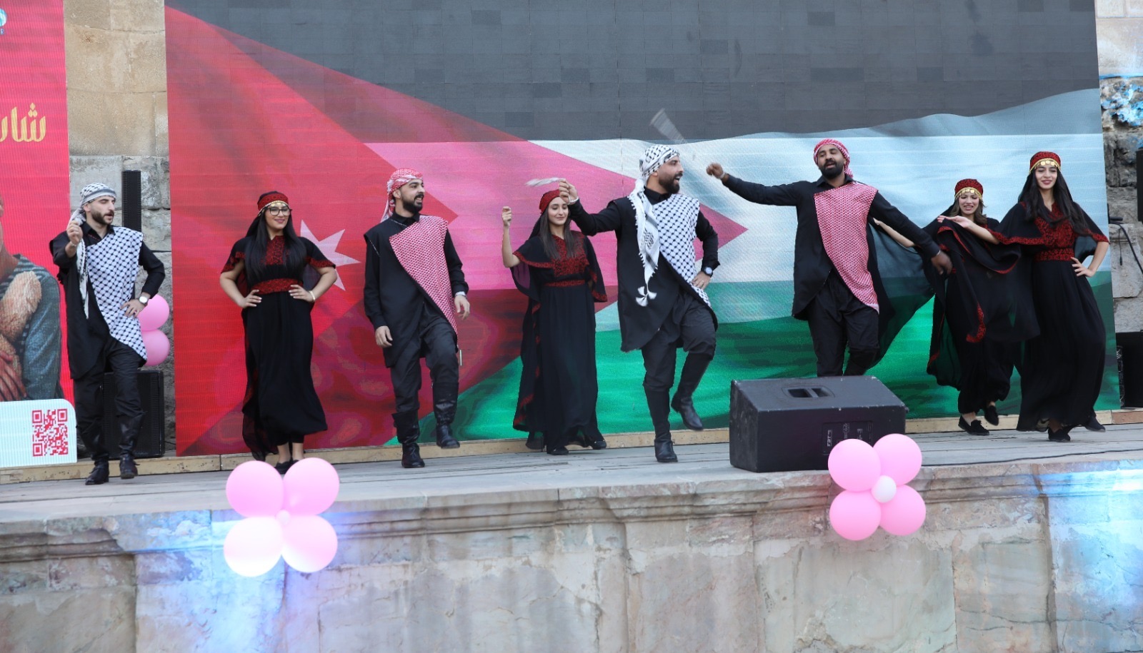 صورة حول : *العيسوي يرعى انطلاق مبادرة "شاشة أمل" الإنسانية للأطفال المرضى والأيتام واللاجئين* *العيسوي يرعى انطلاق مبادرة "شاشة أمل" الإنسانية للأطفال المرضى والأيتام واللاجئين*