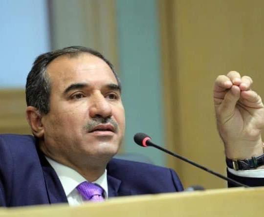 النسور يدعو لحل عاجل لظاهرة الكلاب الضالة في الأردن