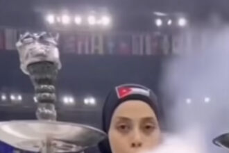 صورة حول : مسابقة “أطول نفس” تثير غضب الأردنيين على منصات التواصل مسابقة “أطول نفس” تثير غضب الأردنيين على منصات التواصل