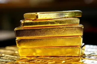 عاجل | الذهب يتنفس الصعداء بعد مستوى قياسي جديد