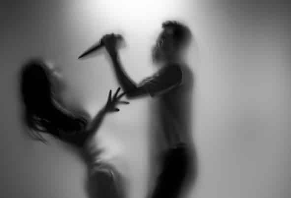 صورة حول : رجل يقتل زوجته ويعيش فوق جثتها 30 عامًا رجل يقتل زوجته ويعيش فوق جثتها 30 عامًا