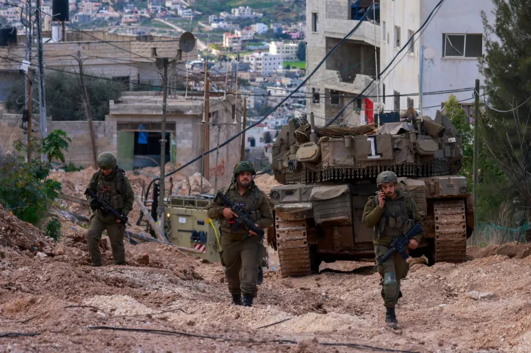 صورة حول : اغتيال ثلاثة فلسطينيين واحتجاز جثامينهم في كفر قود شمال جنين اغتيال ثلاثة فلسطينيين واحتجاز جثامينهم في كفر قود شمال جنين