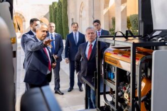 صورة حول : عاجل | الملك يطلع على وحدات دعم مبتوري الأطراف بجمعية "استعادة الأمل" عاجل | الملك يطلع على وحدات دعم مبتوري الأطراف بجمعية "استعادة الأمل"