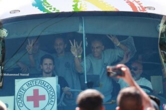 صورة حول : كاتس يمنع زيارات الصليب الأحمر ويدفع لتطبيق قانون إعدام الأسرى كاتس يمنع زيارات الصليب الأحمر ويدفع لتطبيق قانون إعدام الأسرى