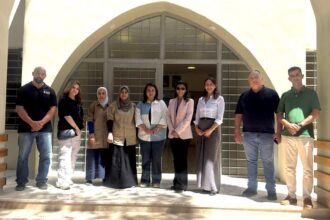 بنك ABC يعزز جهوده البيئية بزيارة محمية غابات دبين لمتابعة الطاقة الشمسية