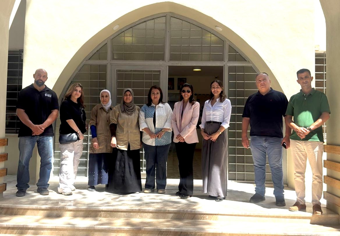 بنك ABC يعزز جهوده البيئية بزيارة محمية غابات دبين لمتابعة الطاقة الشمسية